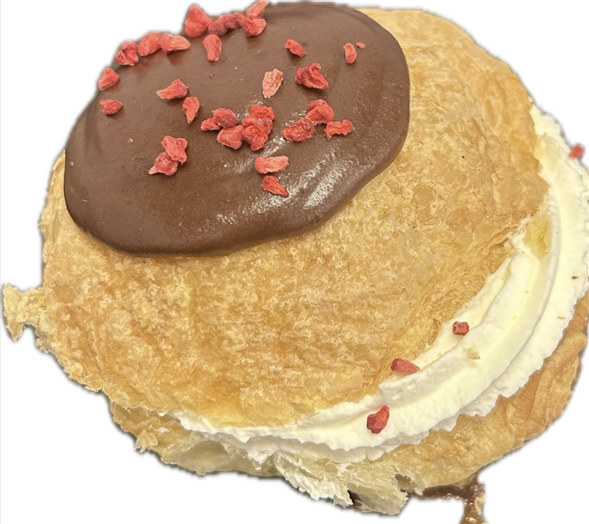 Fastelavnsbolle med hindbær